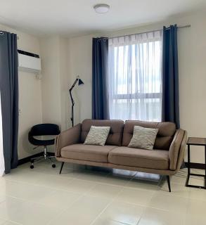 Bright & Cozy High-Rise Condo - Pulong Cacawate - 3