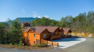 Grace HideawayHUGESleeps20 Pool Hot Tub Games - Sevierville - 5