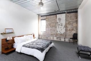 Chic Apartment with Parking and Gym - Milwaukee - 1