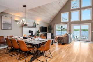Serenity Shores 5BD Hot Tub Fishing Hiking - Traverse City - 7