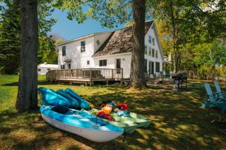 Serenity Shores 5BD Hot Tub Fishing Hiking - Traverse City - 6