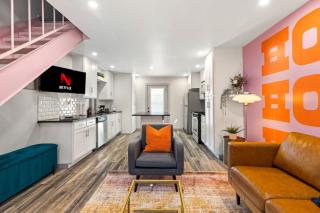 Ladybird Pink Palace SoCo Dream Townhome! - Austin - 7