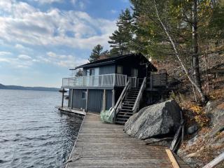 Royal Muskoka Patio - Port Carling - 2