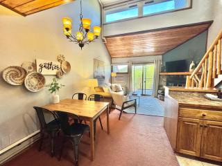 The Oak Cottage Ski in out Pool Hot Tub Views of Lutsen Mtn - Lutsen - 4