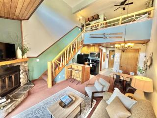 The Oak Cottage Ski in out Pool Hot Tub Views of Lutsen Mtn - Lutsen - 1
