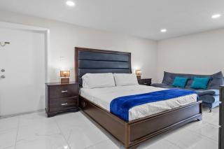 Ground Floor Gem Bahia Mar - 1