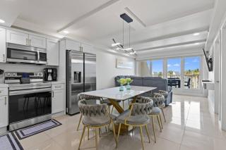 Chic Stay by the Beach - South Padre Island - 0