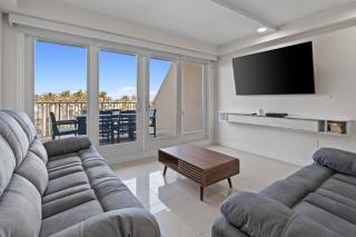Chic Stay by the Beach - South Padre Island - 7