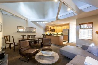Lake Placid Lodge 18 by Outpost Whistler - Whistler - 2