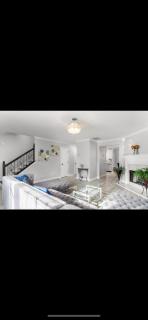Luxurious Modern Oasis - Lithonia - 0