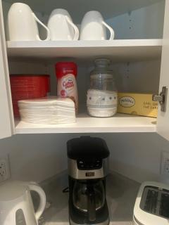 2 Bedrooms-Serene Stay - 2