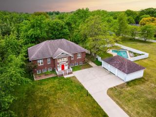 SchoolHouse now Lux BNB! Gym, Sauna, HotTub, GameRoom - Union Pier - 6