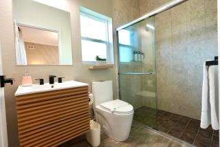 SōLE #4,2 BR-Riverview-2 min to BEACH-Launch Views-Balcony - Cocoa Beach - 5
