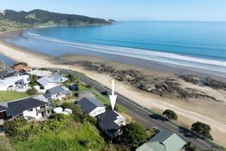 Te Hu - Ahipara Beachfront Bach - Ahipara - 9