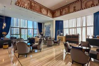 5 Star Living Infinity Pool with Burj Khalifa view - Dubai - 8