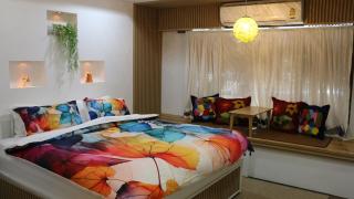 Nich Houses Craft&More - - 0