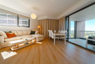 Lux 18th floor 2br 2bath, River view, Pool, Spa, Sauna, Gym, Wifi, - Brisbane - 8