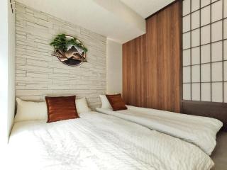 C3 东京新宿高田马场温馨两室民宿 Shinjuku T akadanobaba Cozy 2BR Apart ment 步行可达车站 山手线直达涩谷新宿池袋 适合家庭朋友情侣旅行长期入住 Quiet Family St ay in Tokyo - 2