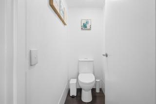 Stylish Modern Oceanside Oasis Free Wi-Fi - 1