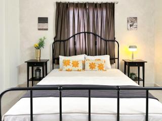 Millenia 2BHK Spacious APT Retro games Terrace - Pune - 5