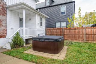 The Restful Roost w Hot Tub - 6