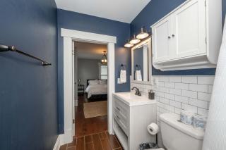 The Restful Roost w Hot Tub - 3