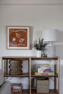 Seabreeze Escape: Your Next Coastal Getaway - Penguin - 7