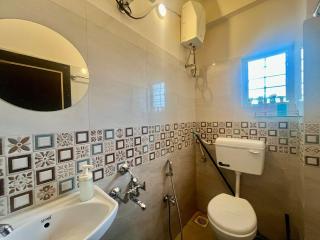 Peaceful AC 1BHK Near Forest Reserve Hadapsar - Pune - 3