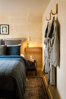 Tea Tree - Private Retreat with Outdoor Bath - Robe - 9