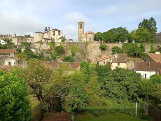 Hébergement quartier historique - Parthenay - 1