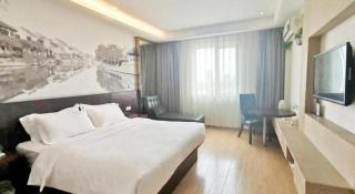 GreenTree Inn Huzhou South Street Chaoyin Bridge Business Hotel - Huzhou - 3