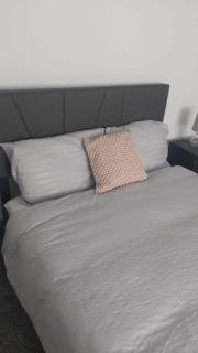 Florence 4 Bedroom house - Killingbeck - 0