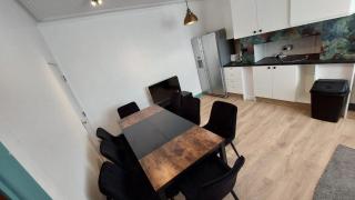 Florence 4 Bedroom house - Killingbeck - 5