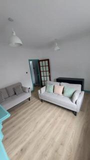 Florence 4 Bedroom house, sleeps 14 - Killingbeck - 2