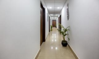 Hotel Divine India Galaxy, Noida 135 - Jāmb - 1