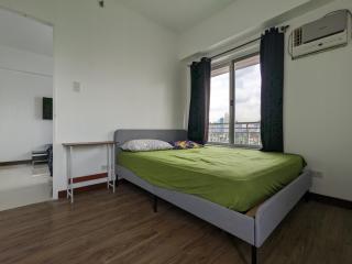 Makati 1Bedroom Apartment Condominium 2mins to Rockwell - Manila - 0
