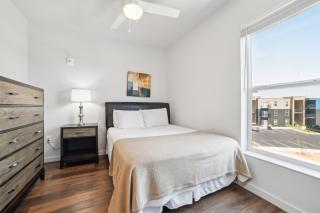 Luxe New Marble Falls Oasis - Mins to Hospital! - Marble Falls - 4