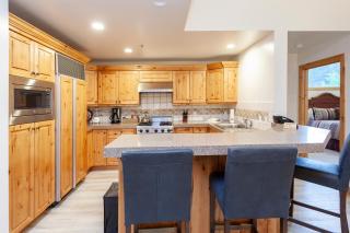 Trail's End Lodge at Deer Valley Resort - Four Bedroom Residence with Space #504 condo - Park City - 1