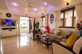 Staycation a four bedroom delux villa - Jāmb - 7