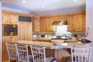 Trail's End Lodge at Deer Valley Resort - Two Bedroom Residence with Spa #406 condo - Park City - 4