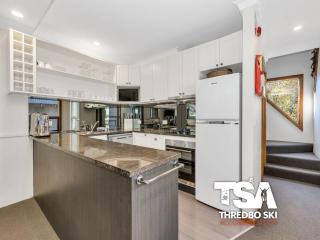 Granite Peaks 2 - Thredbo - 8