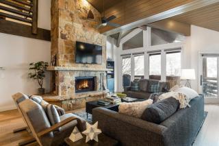 Trail's End Lodge at Deer Valley Resort - Three Bedroom Residence with Den and Spa #302 condo - Park City - 0