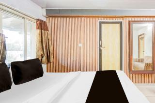 Super Collection O Maninagar East Formerly Maninagar Residency - Ahmedabad - 1