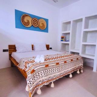 Modern Luxury 4 sleeper apartment Paje Beach Zanzibar TV WIFI AC centrally located - Paje - 8