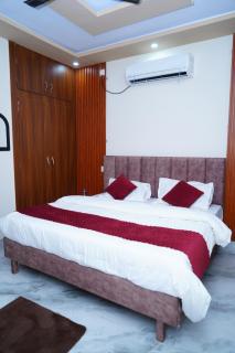 UrbanOak HOMESTAY - 9