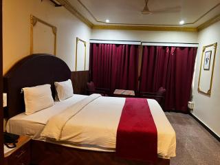 Hotel I K London Residency - Haiderabad - 1
