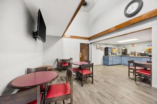 Super 8 by Wyndham Harrison AR - Harrison - 1