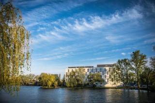 Best Western Plus Lakeside Hotel - Székesfehérvár - 4