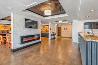 Comfort Inn & Suites Thousand Islands Harbour District - Gananoque - 7