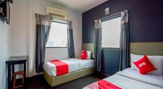 OYO 89895 Senses Budget Hotel - Banting - 1